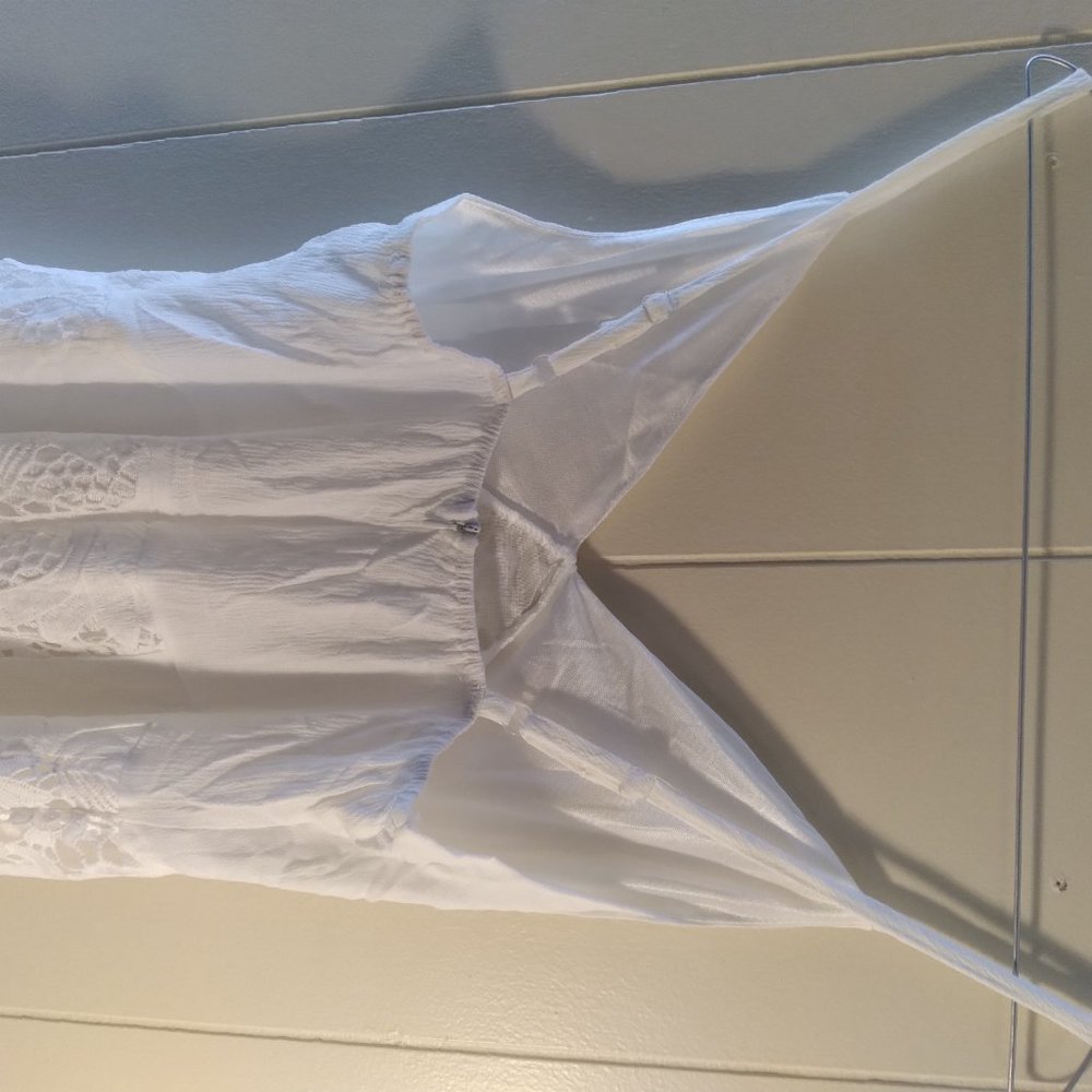 Dress - Picture 4 of 5